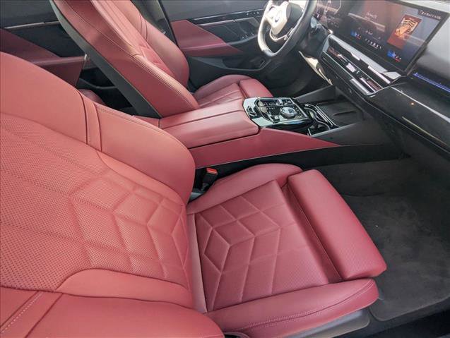 Certified 2024 BMW 530i w/ Premium Package RWD image 19