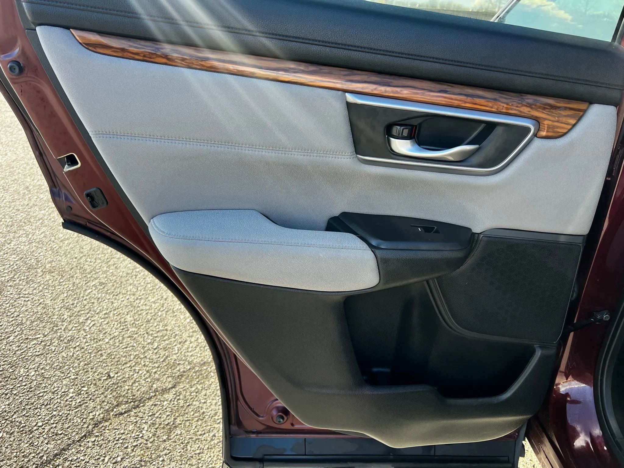 Used 2018 Honda CR-V EX image 27