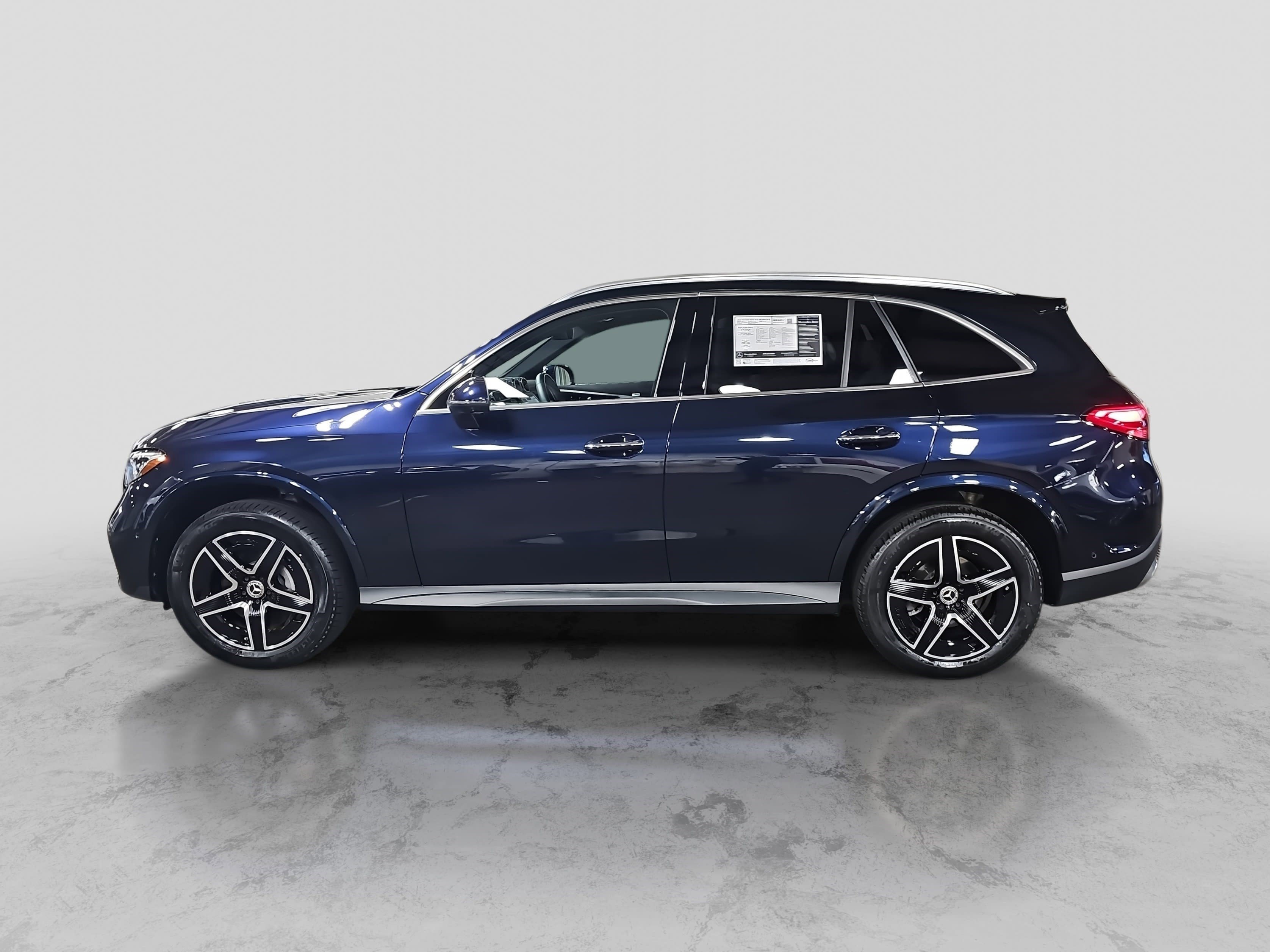 Certified 2024 Mercedes-Benz GLC 300 4MATIC image 9