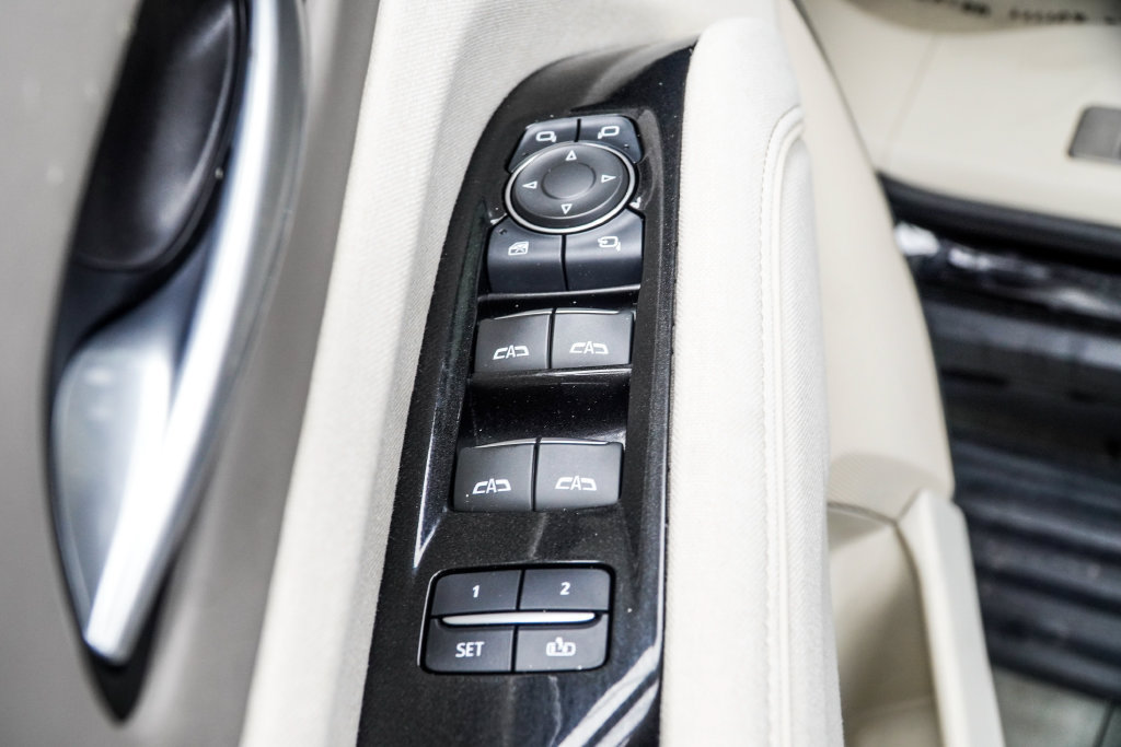 Used 2024 Cadillac Escalade Premium Luxury Platinum RWD image 52