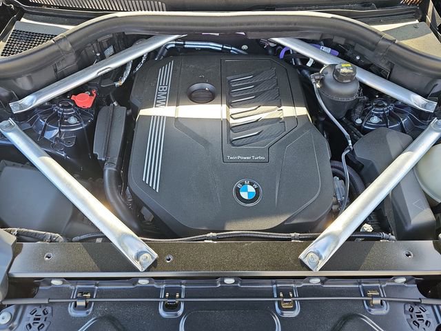 Used 2021 BMW X5 xDrive40i w/ Parking Assistance Package image 33
