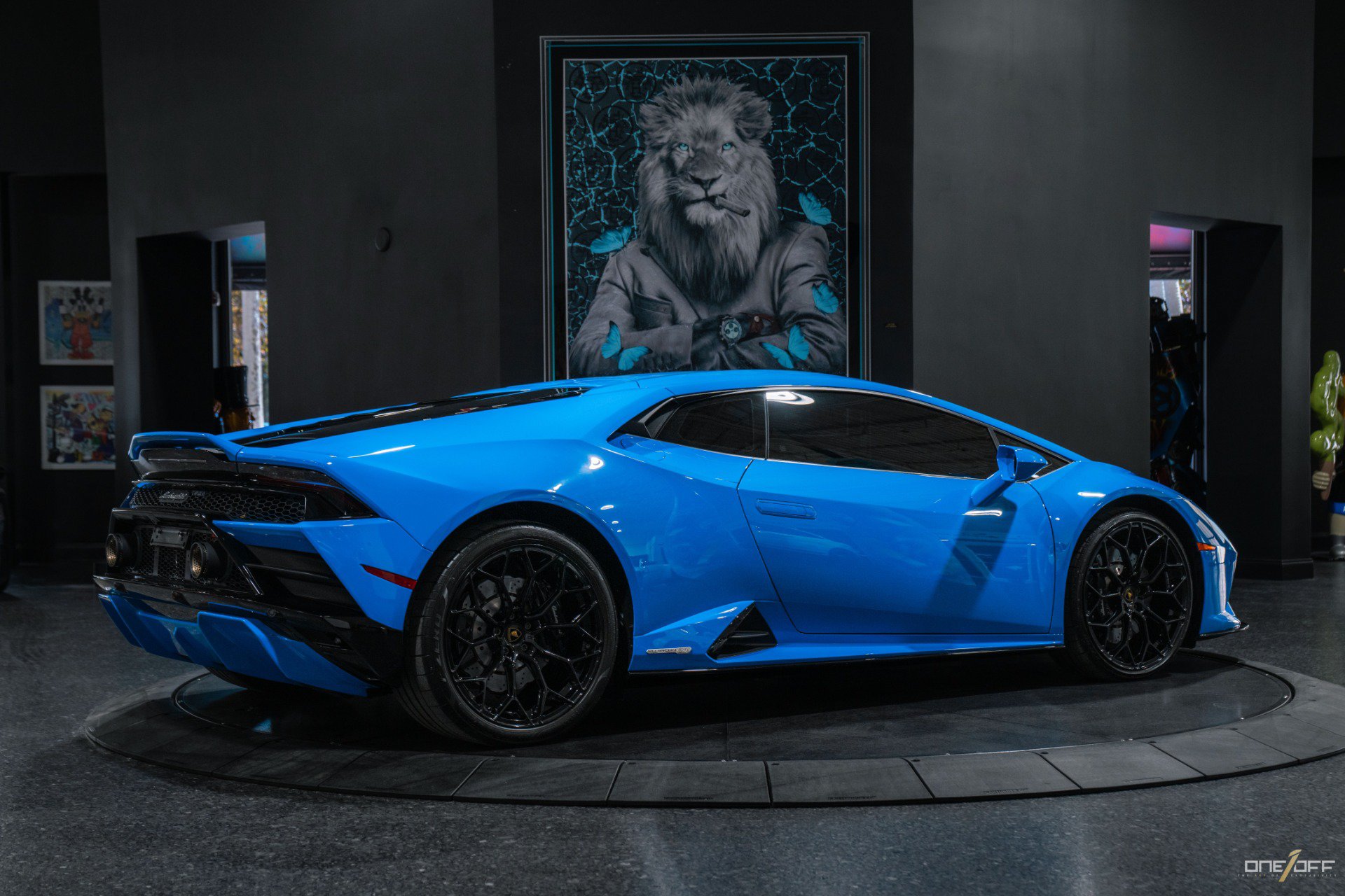 Used 2021 Lamborghini Huracan EVO RWD image 5