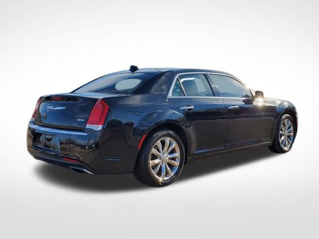 Used 2018 Chrysler 300 Limited image 5