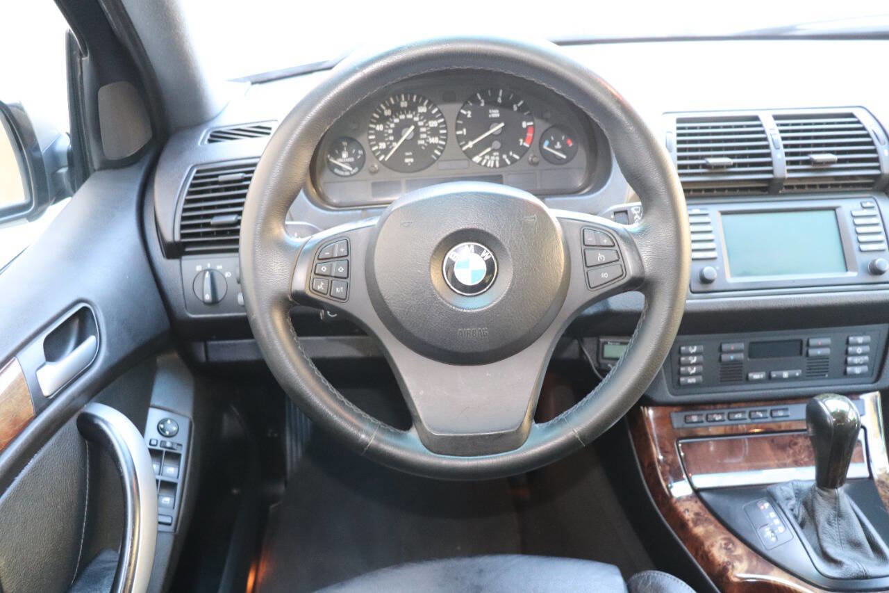 Used 2005 BMW X5 3.0i image 21