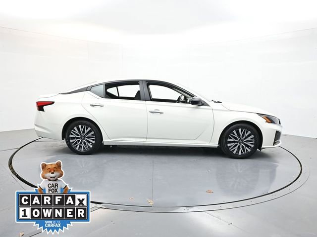 Used 2025 Nissan Altima 2.5 SV image 9