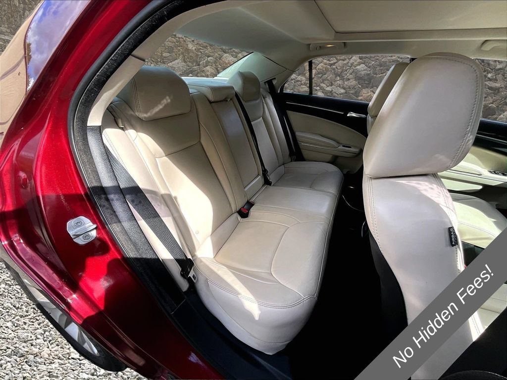 Used 2015 Chrysler 300 Limited RWD image 22