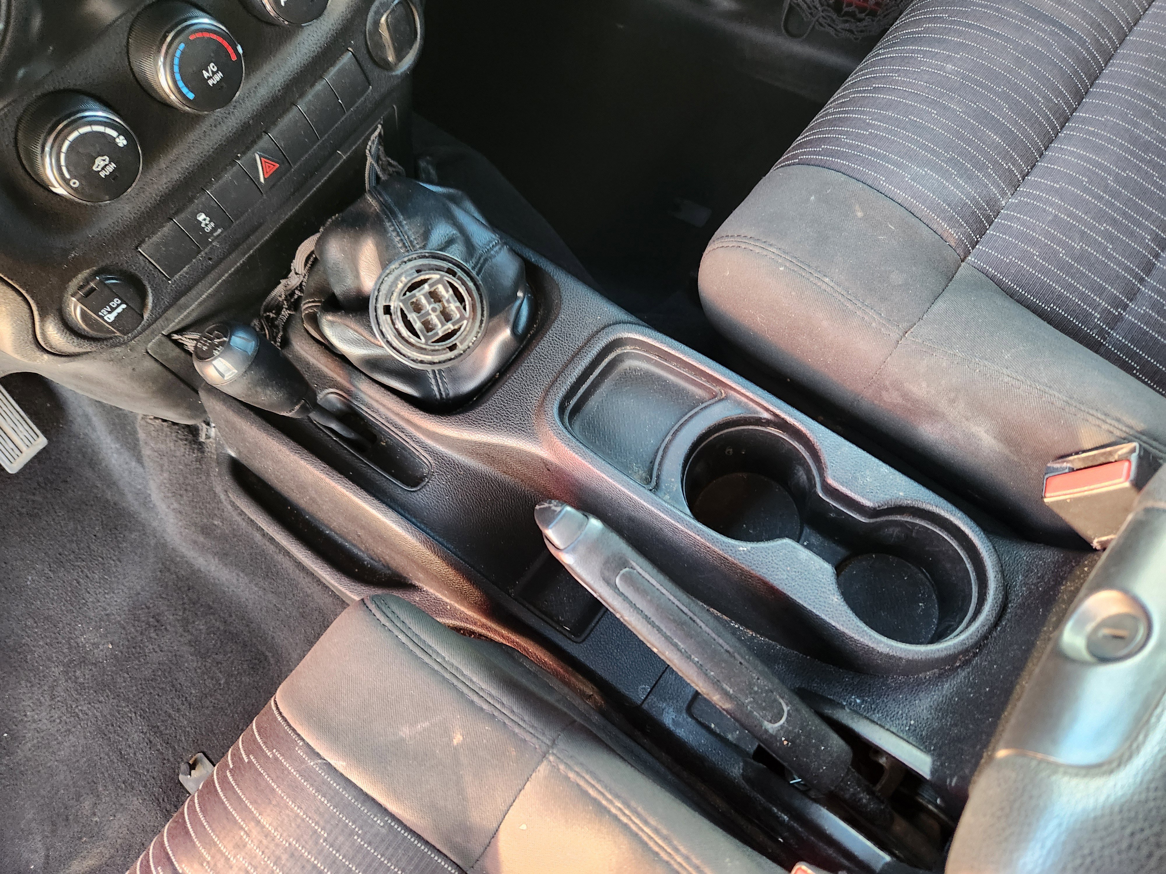 Used 2012 Jeep Wrangler Sport image 16