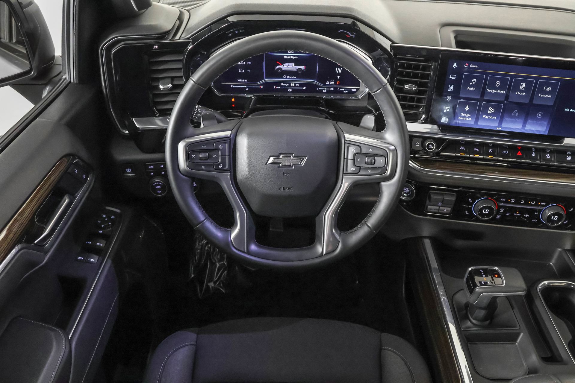 Used 2025 Chevrolet Silverado 1500 LT Trail Boss w/ Convenience Package II image 43