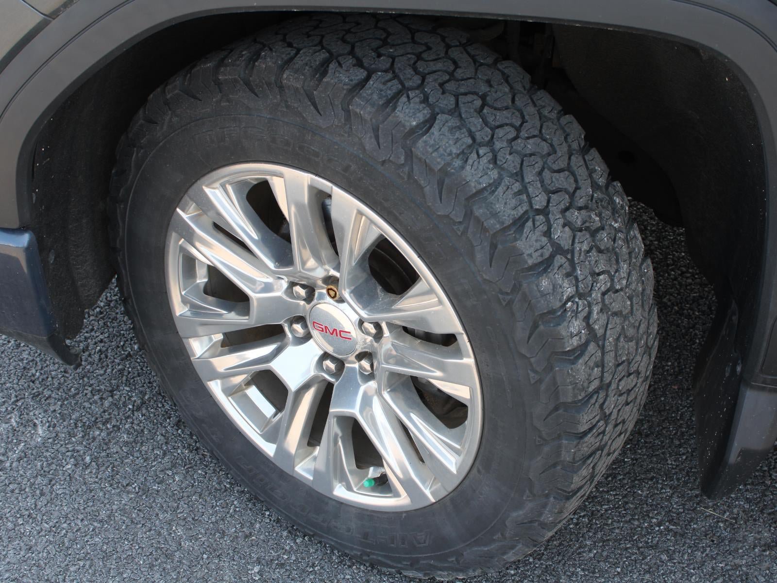 Used 2019 GMC Sierra 1500 Denali w/ Driver Alert Package II AWD/4WD image 18