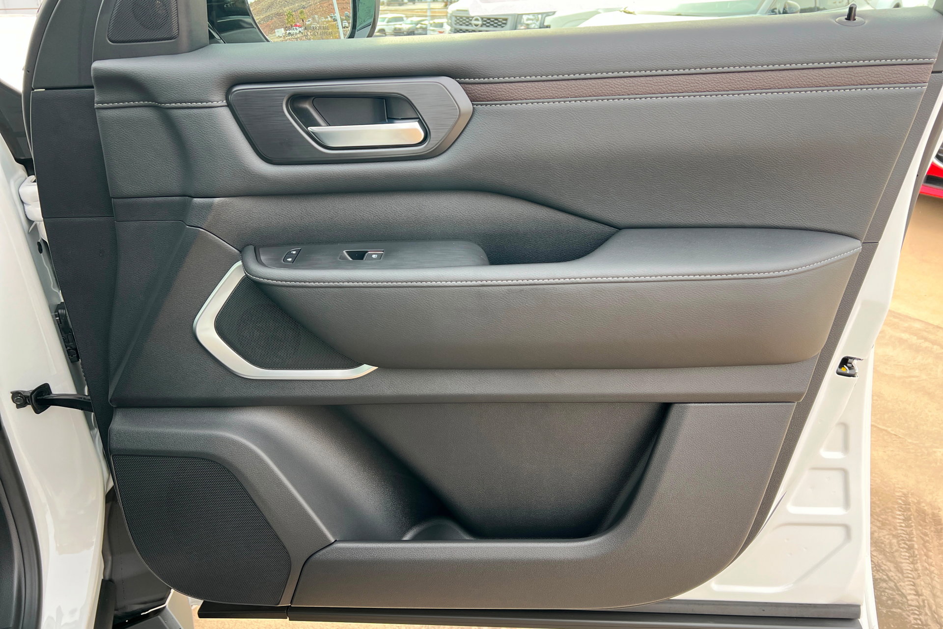 New 2026 Nissan Armada Platinum image 24