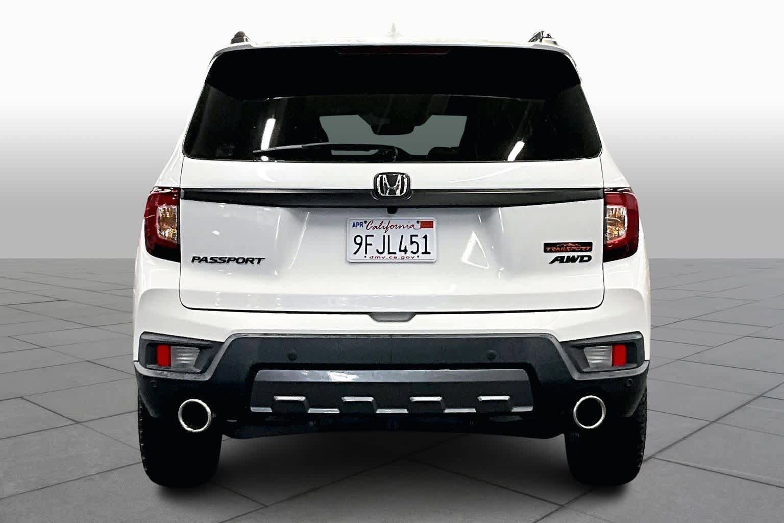 Used 2023 Honda Passport TrailSport image 4