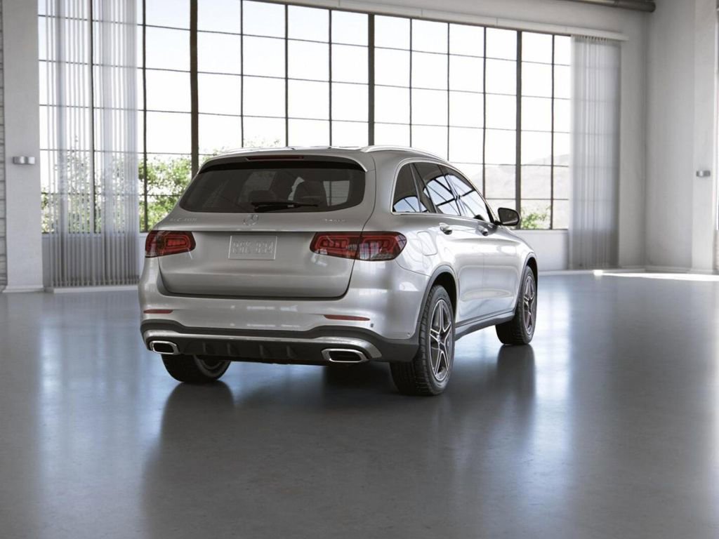 Used 2021 Mercedes-Benz GLC 300 4MATIC image 24