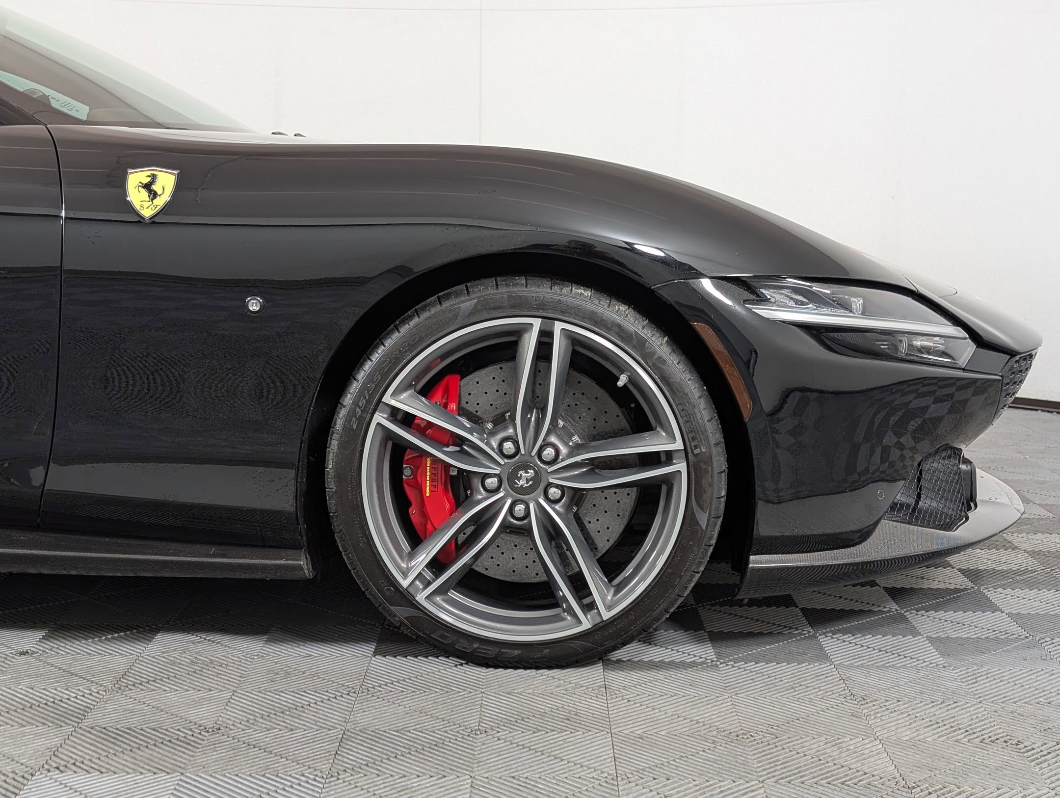 Used 2022 Ferrari Roma Coupe image 14