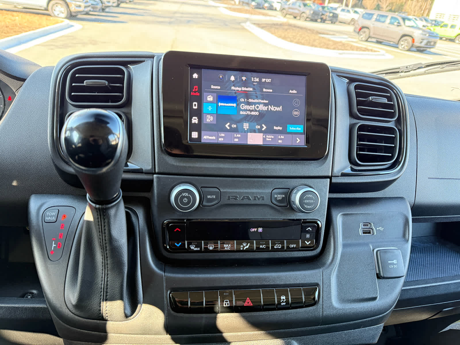 Used 2025 RAM ProMaster 1500 w/ Convenience Group image 17