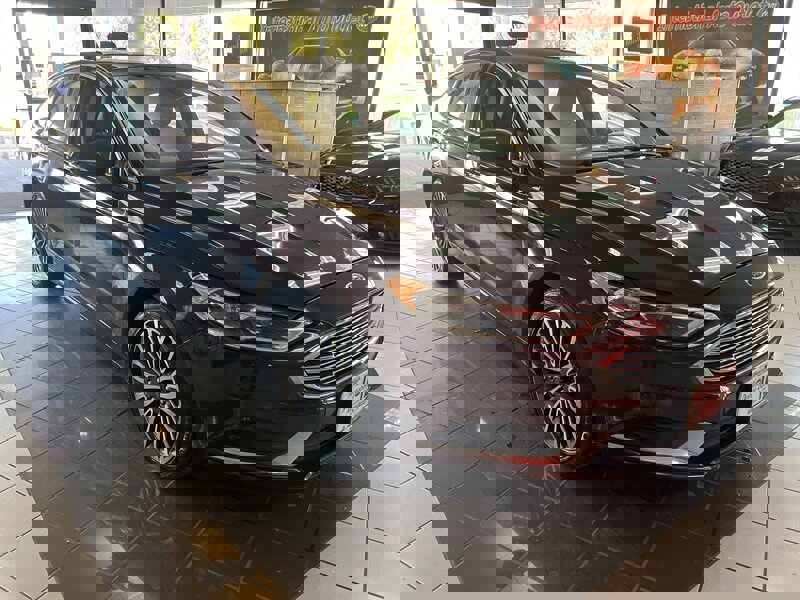 Used 2018 Ford Fusion SE w/ Fusion SE Technology Package image 4