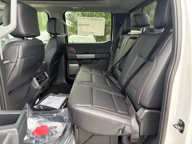 New 2026 Ford F250 Lariat w/ Black Appearance Package AWD/4WD image 14