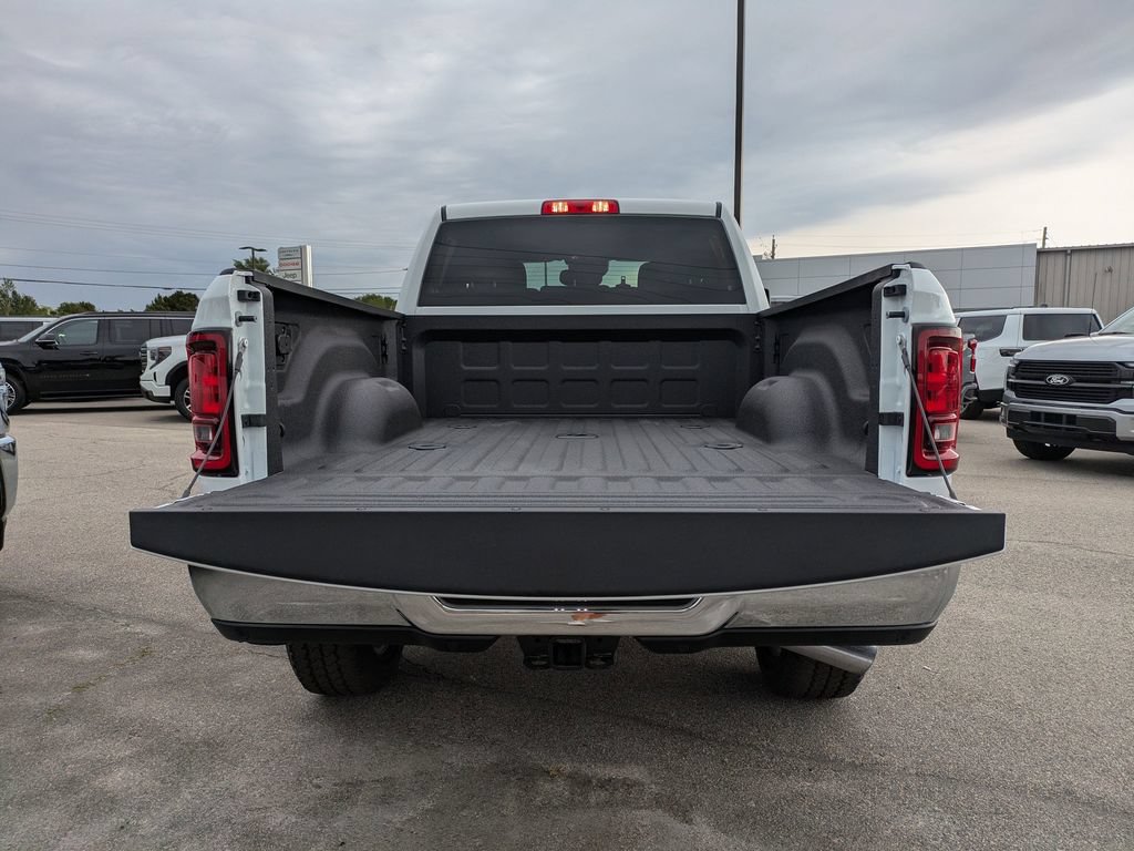 New 2026 RAM 2500 Big Horn AWD/4WD image 15