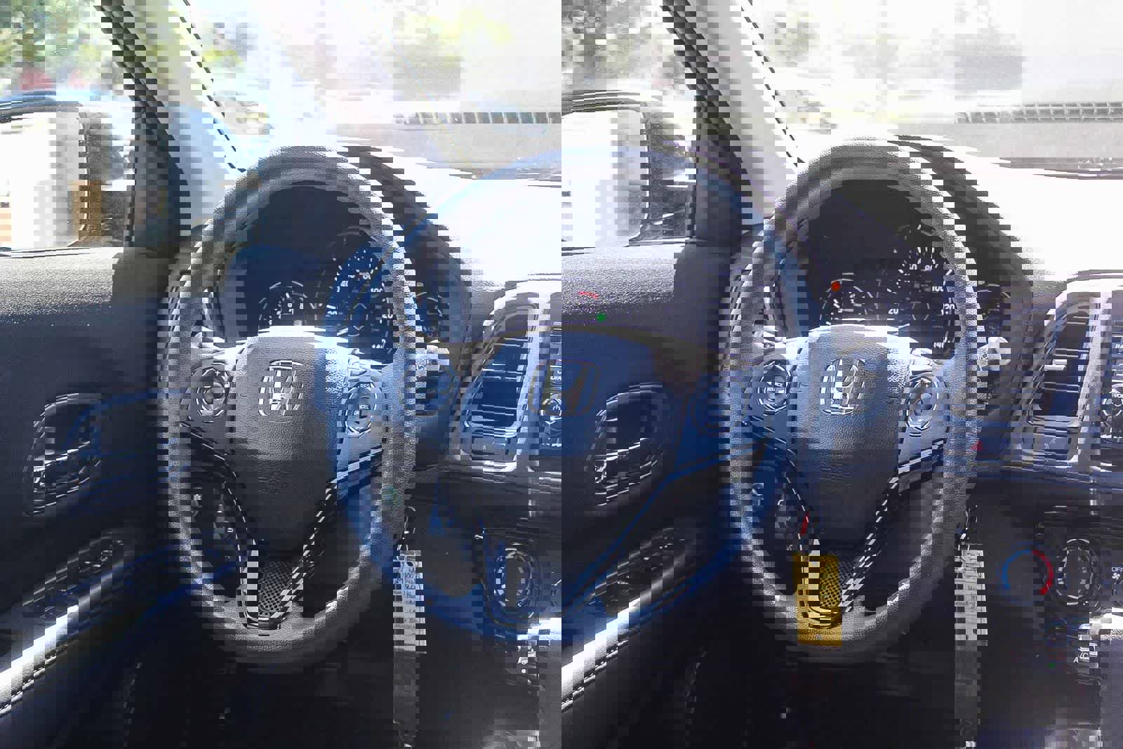 Used 2016 Honda HR-V LX image 21