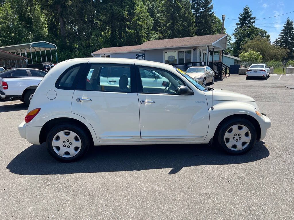 Used 2004 Chrysler PT Cruiser w/ PWR Convenience Group FWD image 8