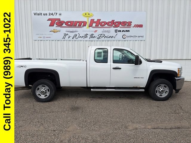 Used 2013 Chevrolet Silverado 2500 W/T AWD/4WD image 2