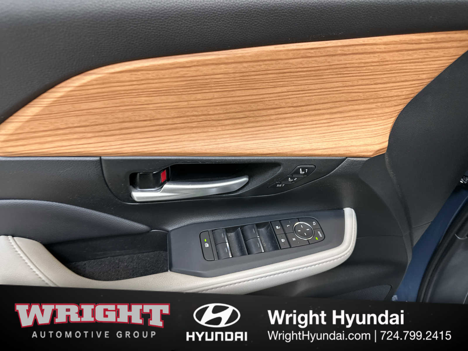 Used 2024 Toyota Grand Highlander Limited image 10