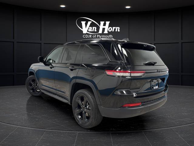 Certified 2024 Jeep Grand Cherokee Limited w/ Luxury Tech Group II AWD/4WD image 5