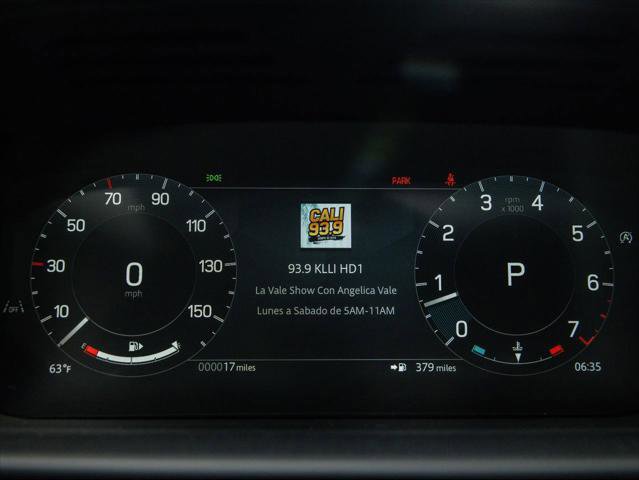 New 2025 Land Rover Discovery S image 21