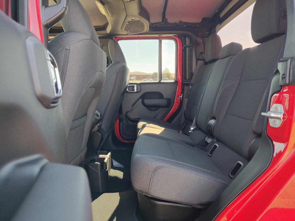New 2026 Jeep Gladiator Sport AWD/4WD image 25