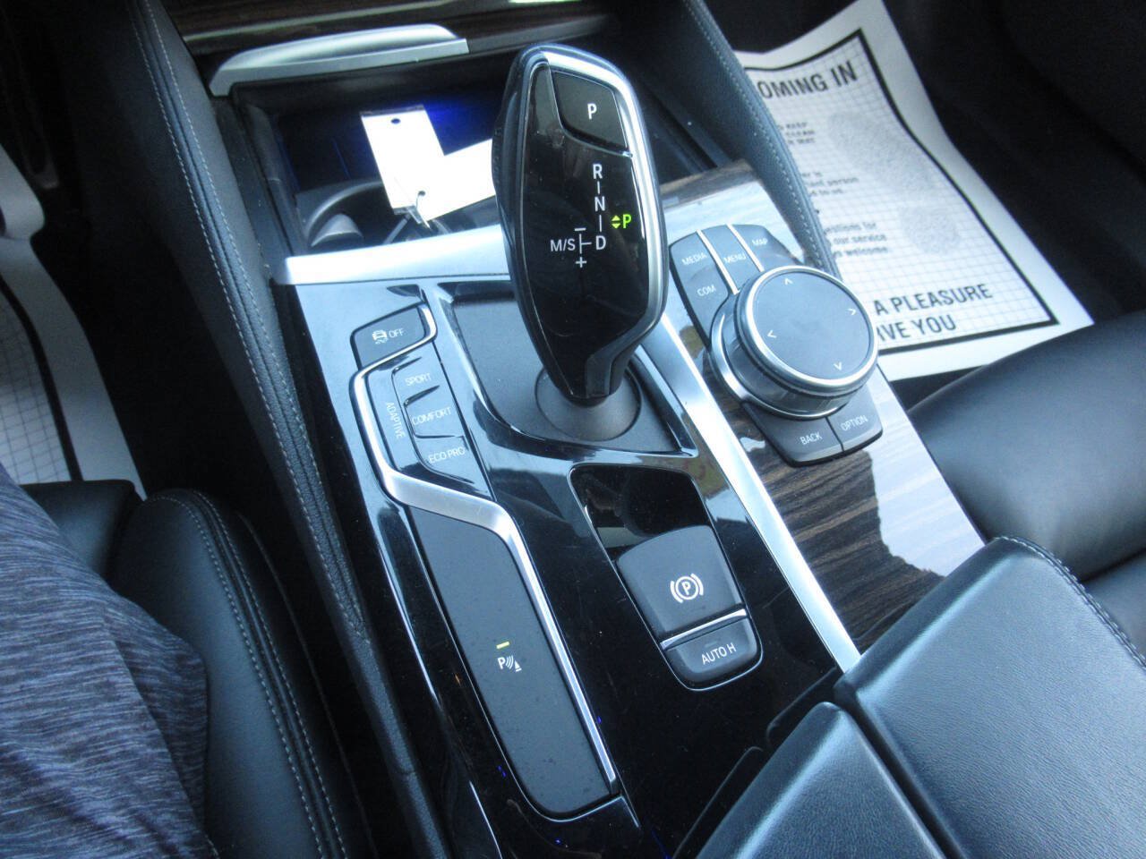 Used 2020 BMW M550i xDrive w/ Premium Package AWD/4WD image 28