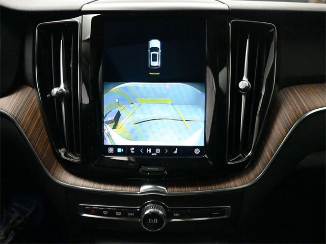 Used 2023 Volvo XC60 B5 Plus w/ Protection Package Premier image 12