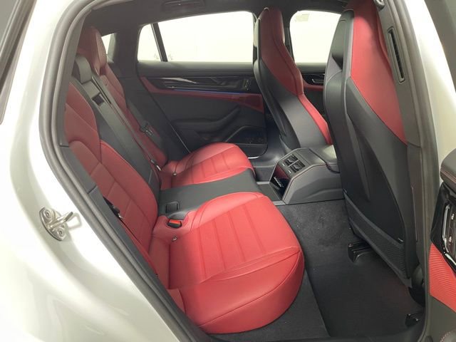 New 2026 Porsche Panamera image 22