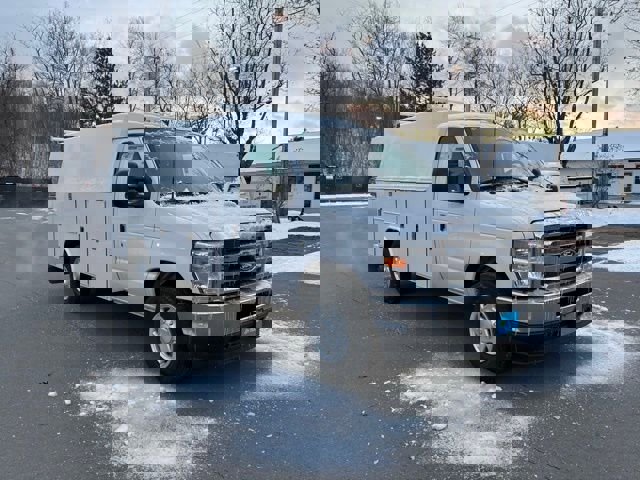 New 2026 Ford E-350 and Econoline 350 Super Duty w/ Power Equipment Group RWD image 18