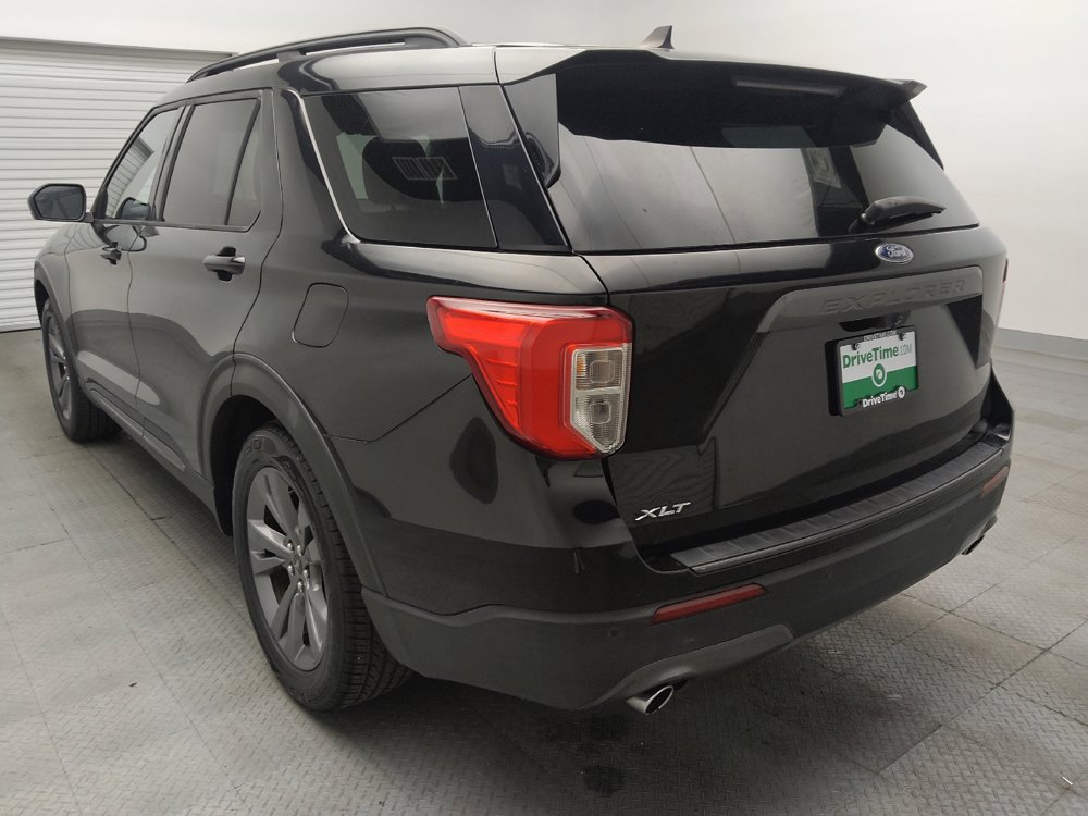Used 2021 Ford Explorer XLT w/ Equipment Group 202A RWD image 5