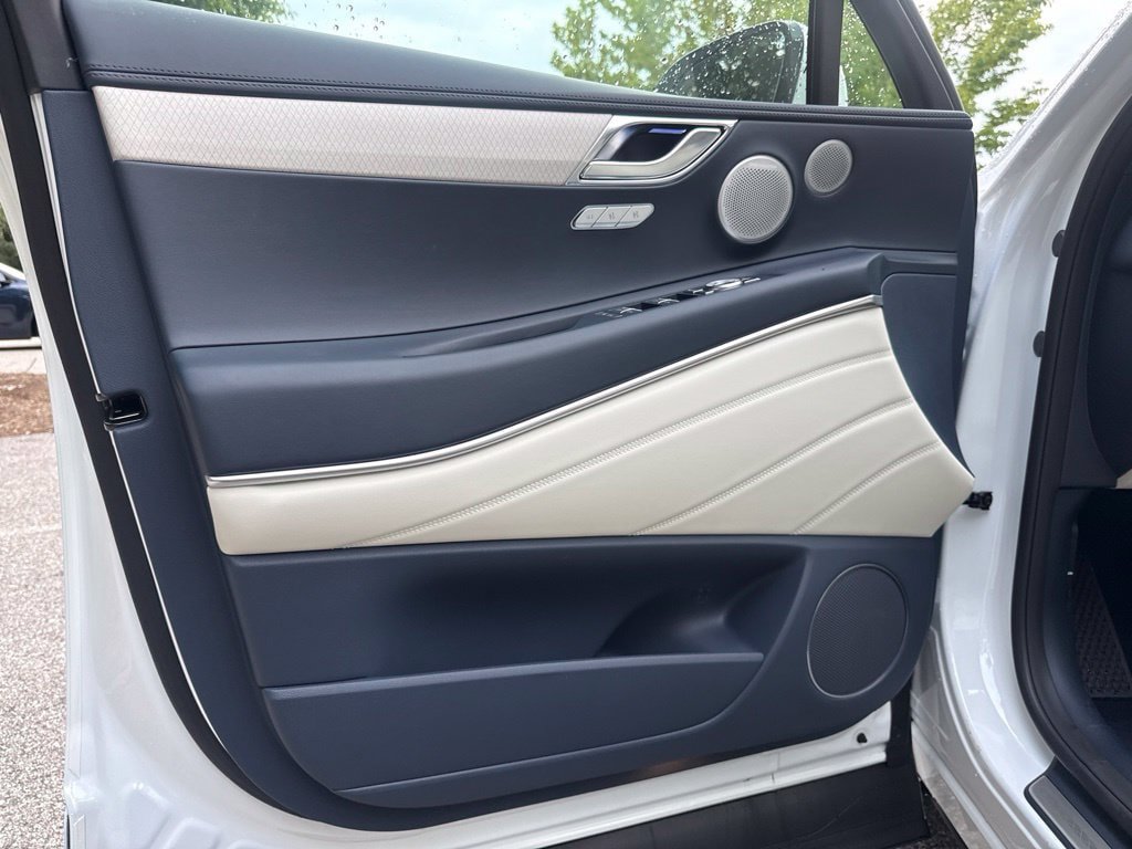 New 2027 Genesis GV80 3.5T Prestige AWD/4WD image 13