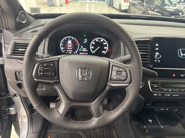 Used 2025 Honda Ridgeline TrailSport image 9