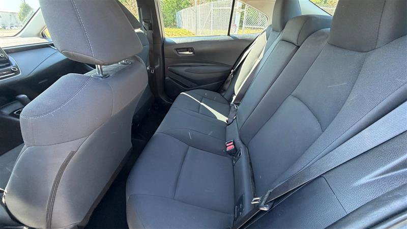 Used 2021 Toyota Corolla LE FWD image 13