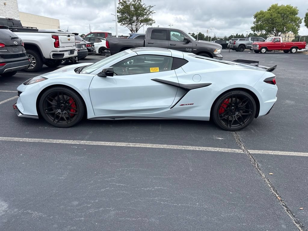 Used 2024 Chevrolet Corvette Z06 w/ Battery Protection Package RWD image 7