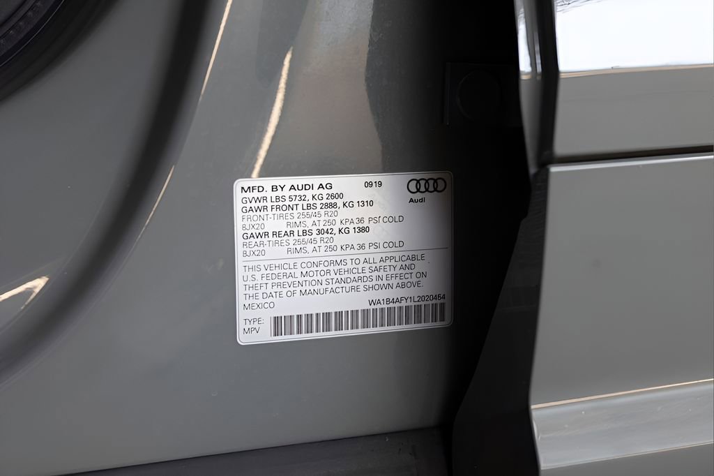 Used 2020 Audi SQ5 Premium Plus w/ Premium Plus Package image 92