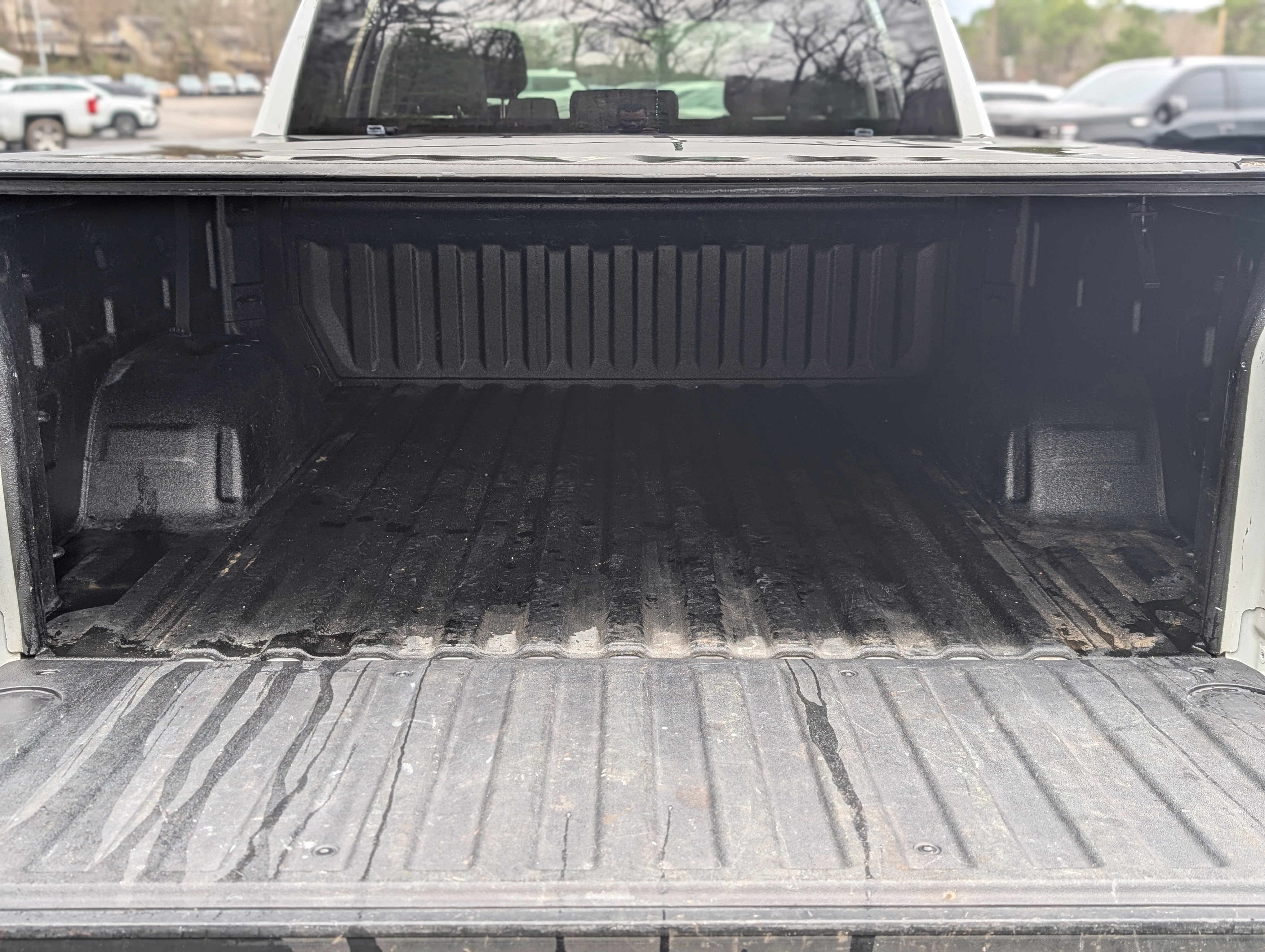 Used 2020 GMC Sierra 1500 4x4 Crew Cab w/ Sierra Value Package image 18