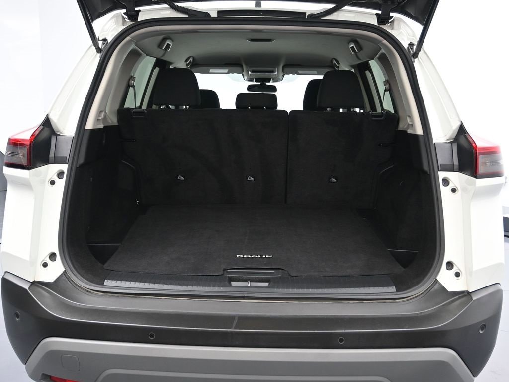 Certified 2023 Nissan Rogue S image 24