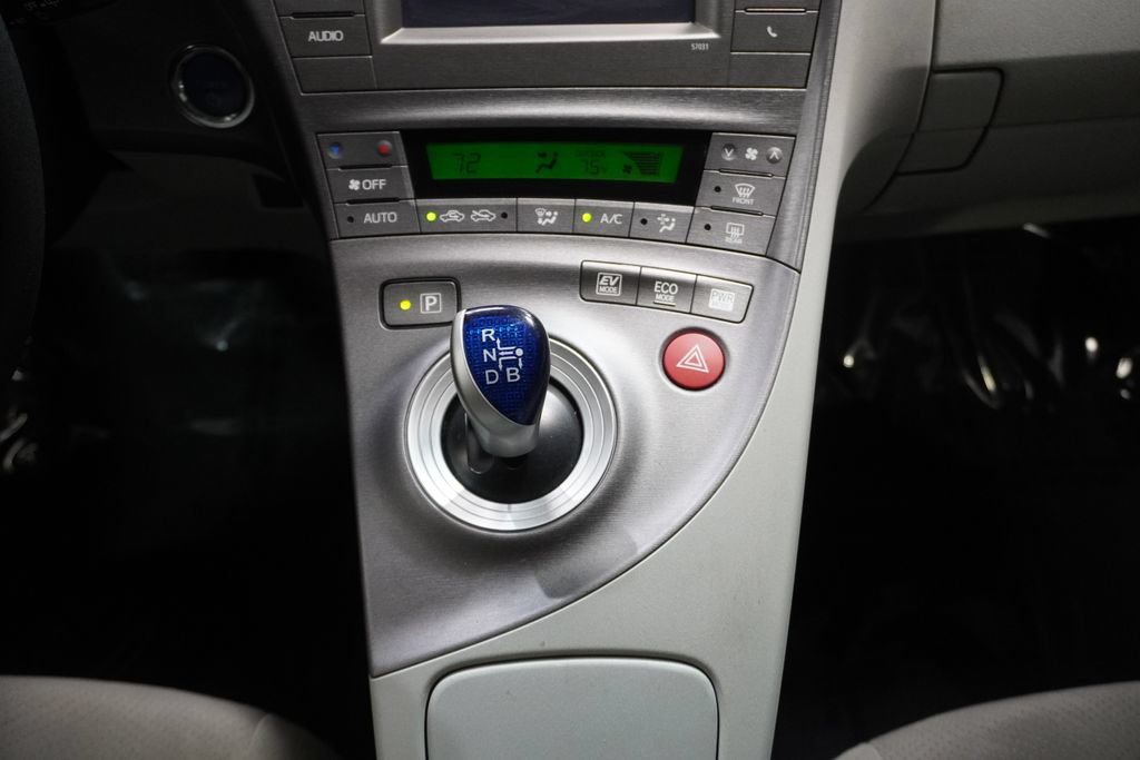 Used 2015 Toyota Prius Two FWD image 17