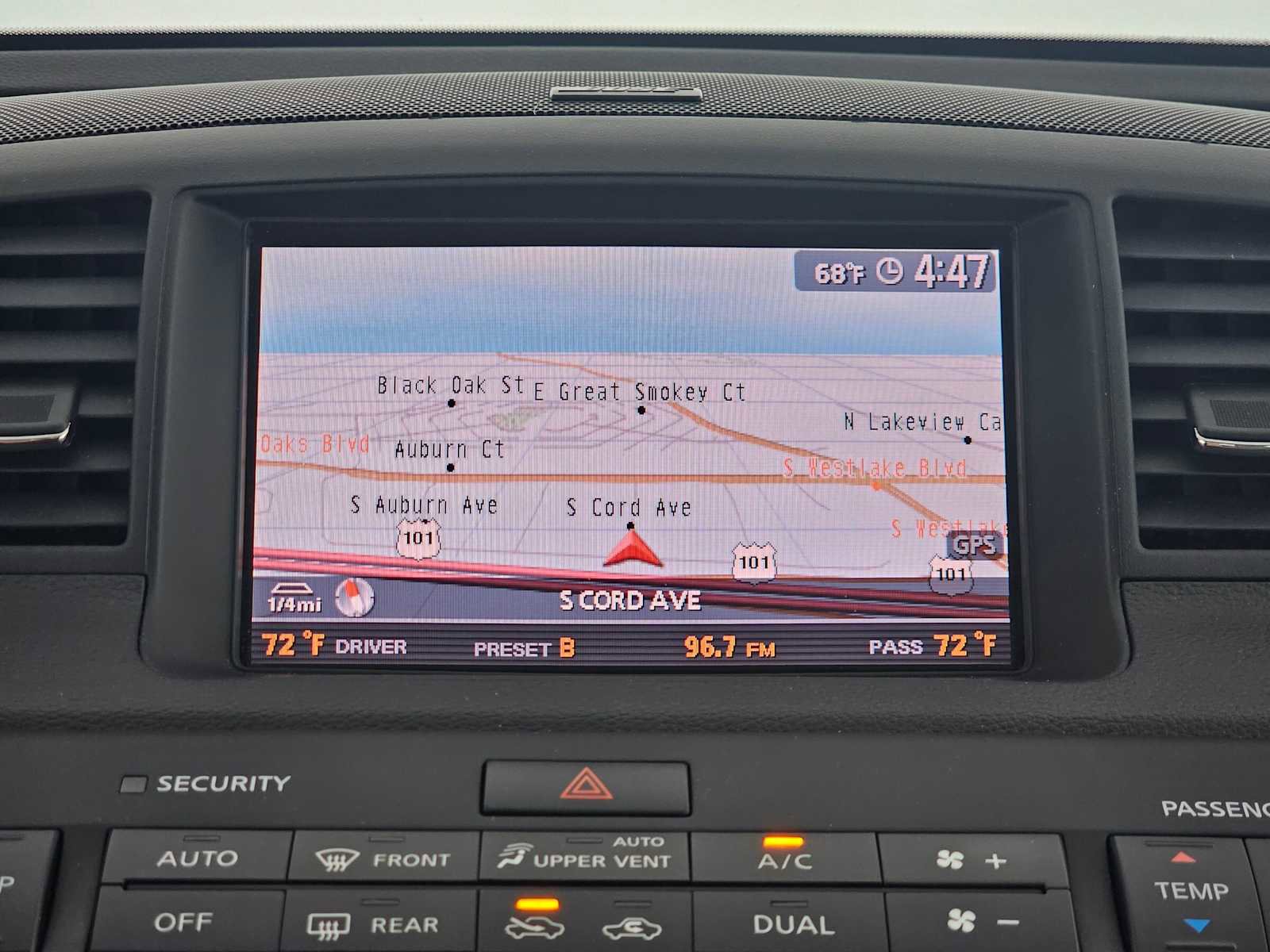 Used 2006 INFINITI M35 image 24