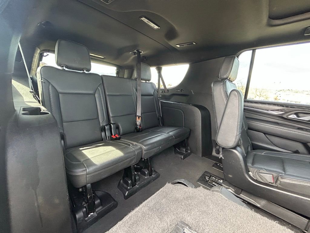 Used 2023 GMC Yukon XL Denali AWD/4WD image 33
