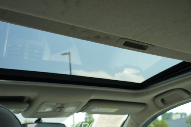 Used 2010 Toyota RAV4 Limited FWD image 19