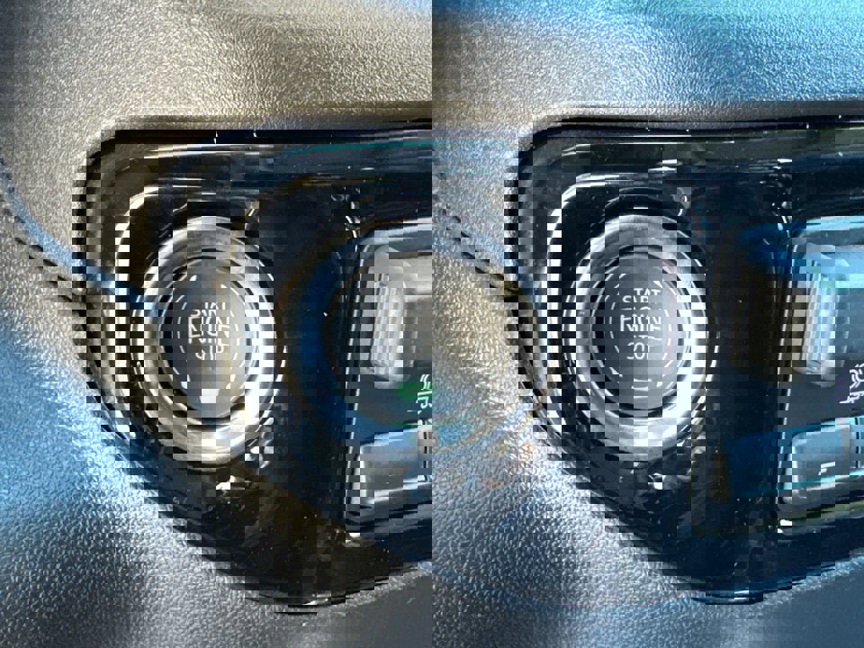 Used 2026 GMC Sierra 1500 SLT w/ SLT Premium Plus Package image 31