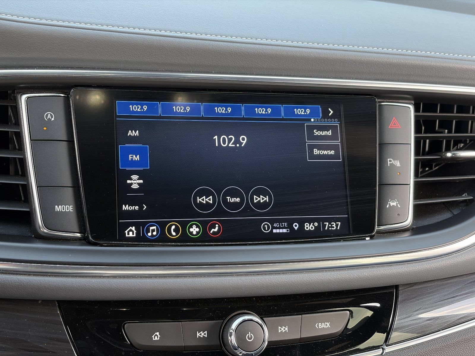 Certified 2023 Buick Enclave Essence w/ Experience Buick Package FWD image 27