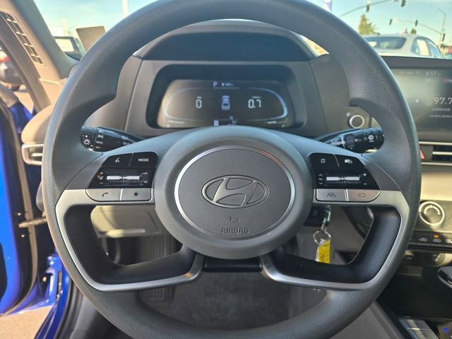 Used 2024 Hyundai Elantra SE image 23