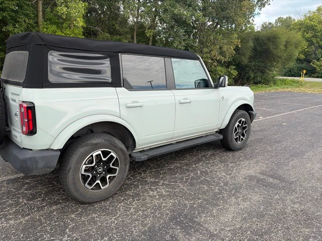 Used 2023 Ford Bronco Outer Banks AWD/4WD image 10