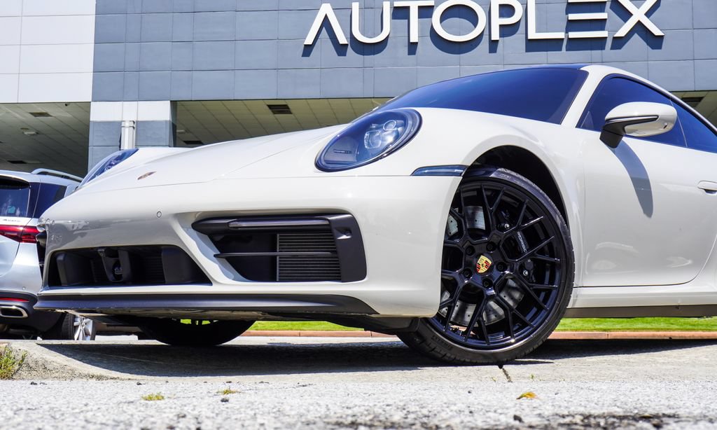 Used 2024 Porsche 911 Carrera 4 GTS AWD/4WD image 2