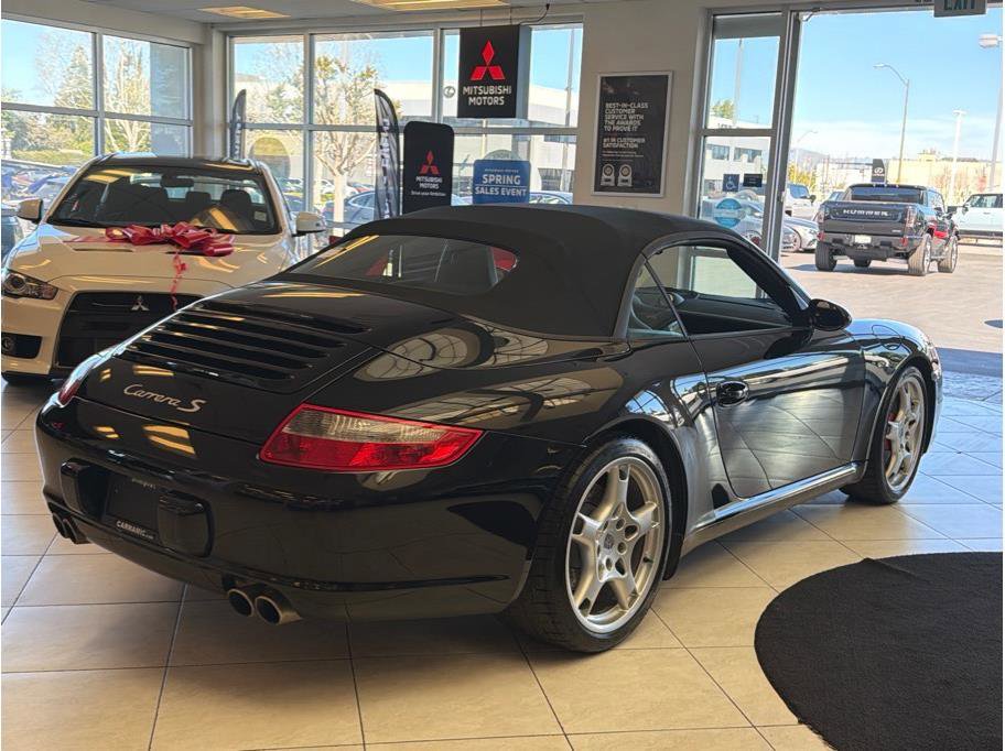 Used 2005 Porsche 911 Carrera S RWD image 14